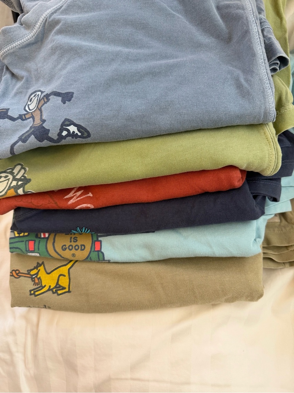Lot of Six LIFE IS GOOD Tshirts Unisex - Picture 2 of 13